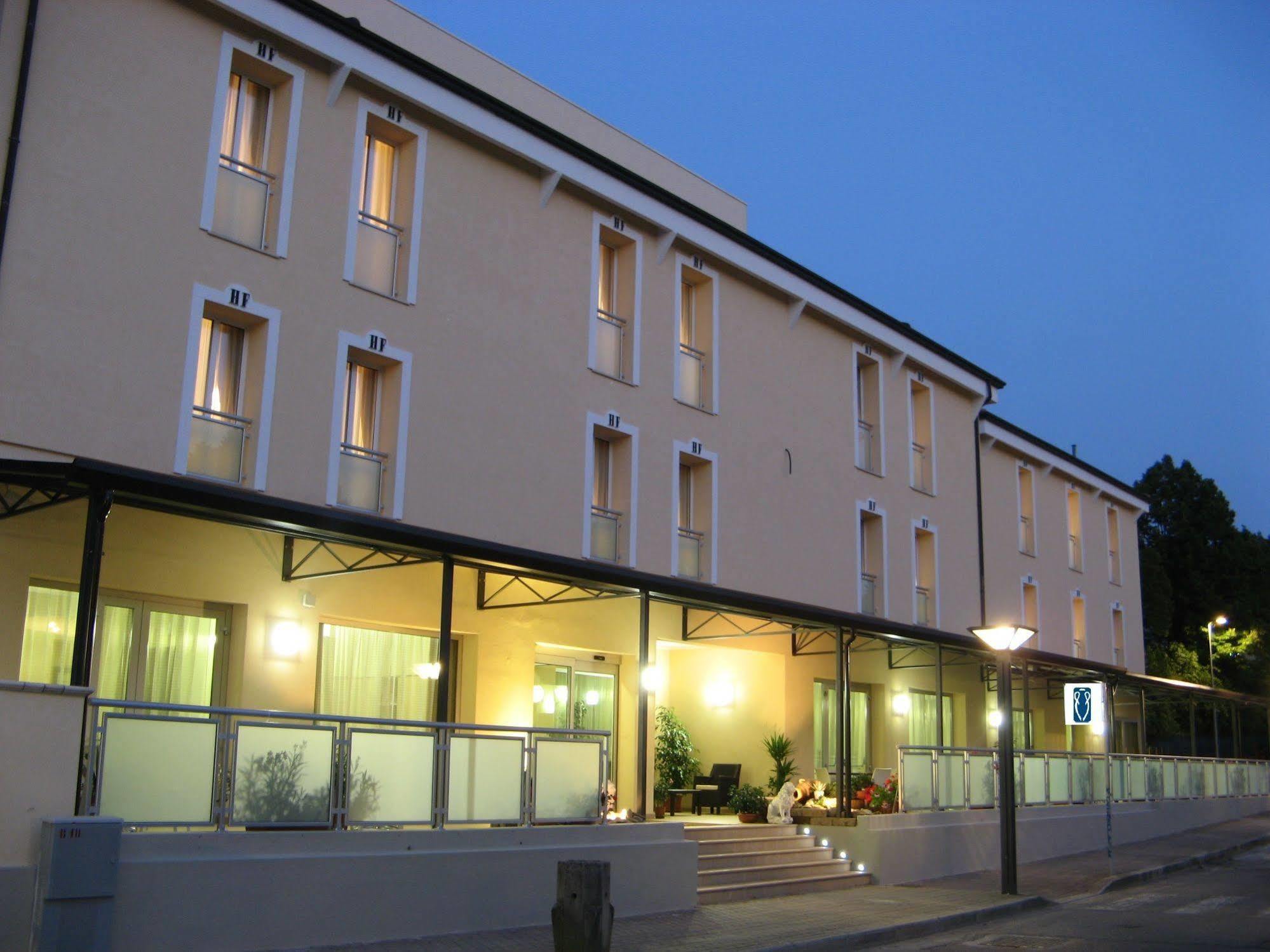 Hotel Fontanelle Fratta Terme Exterior foto